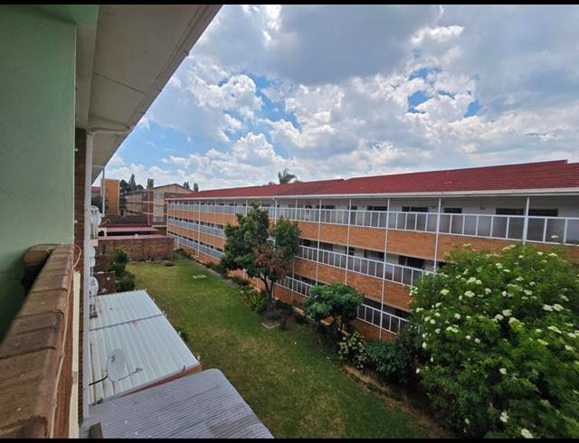 3 BEDROOM APARTMENT FOR SALE IN DENLEE